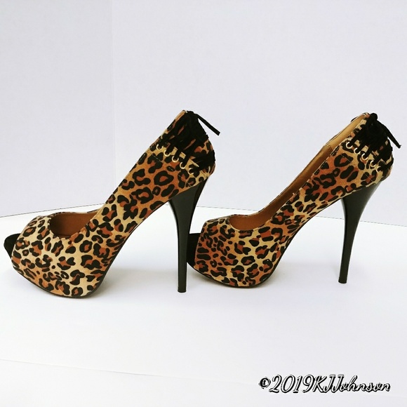 Just Fabulous Shoes - Picture 5 of 6